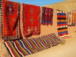 Vlnené „tapis“ žien z Agouti