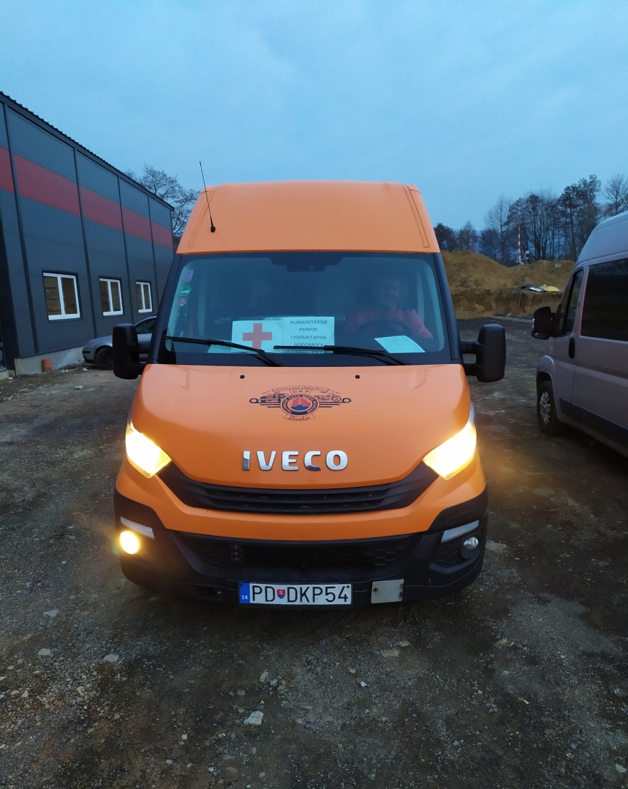 Logistiku na Ukrajinu zabezpečuje pro-bono firma DKP Slovakia