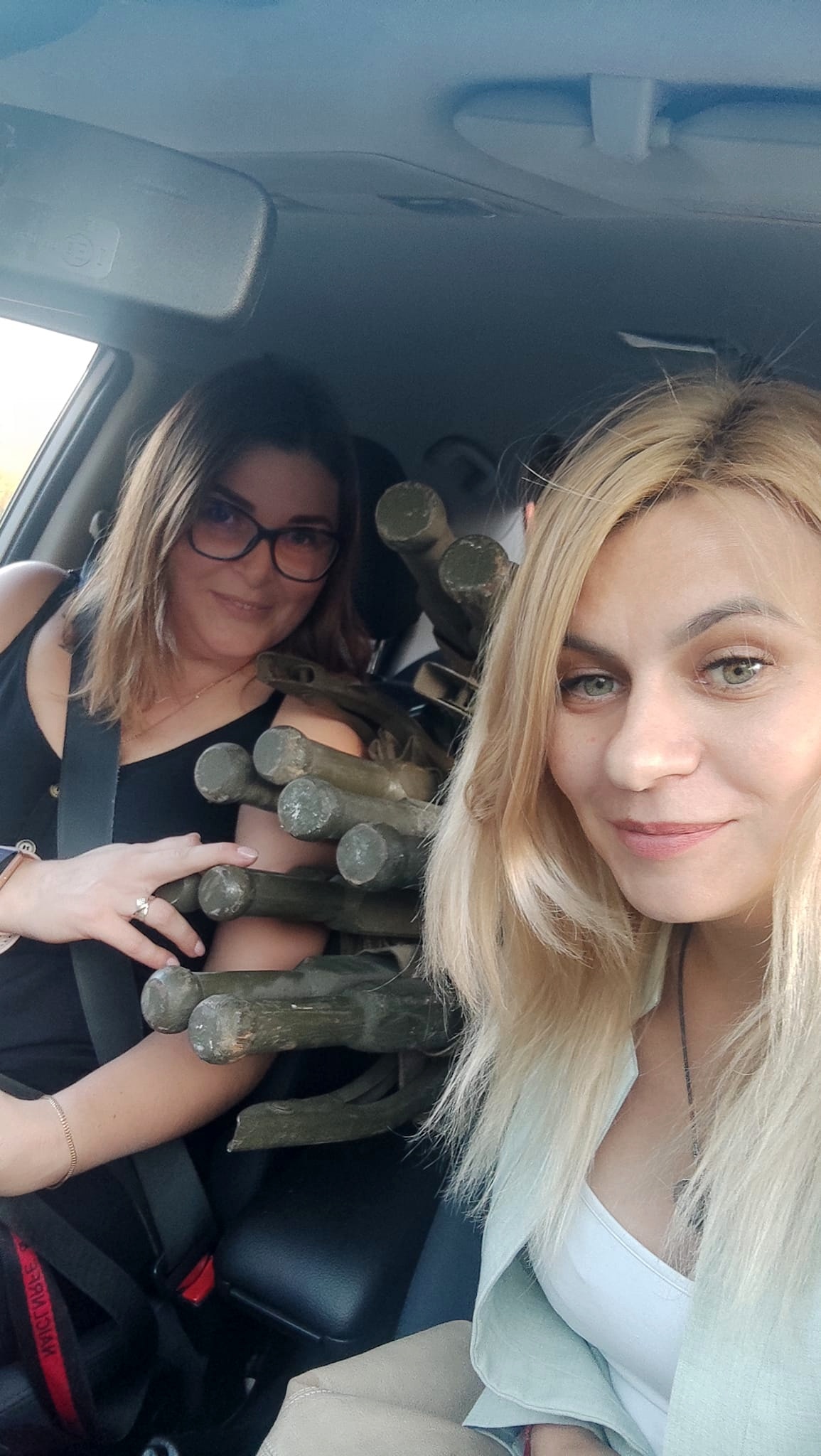 8 nosidiel a 10 lekárničiek pre 30. brigádu
